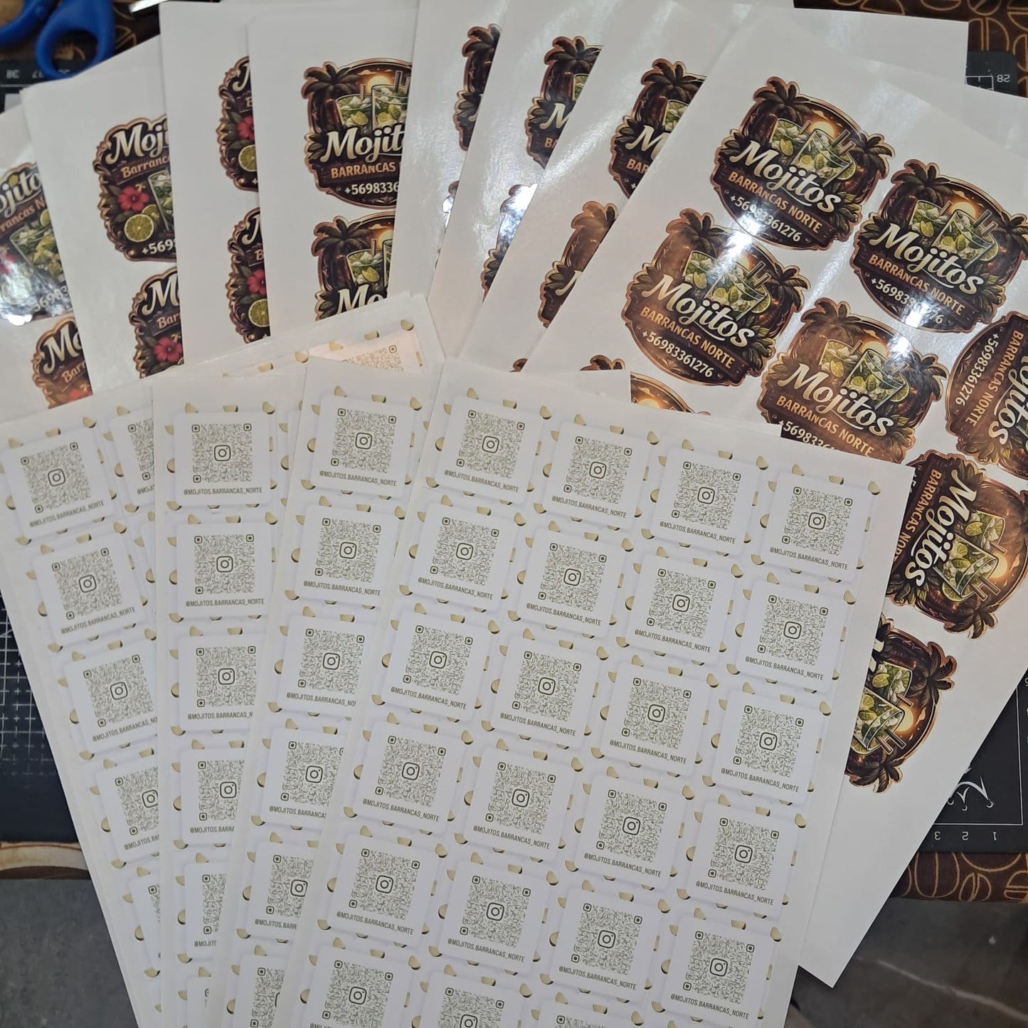 Stickers Corporativos Personalizados | Impulsa tu Marca (100 un.)
